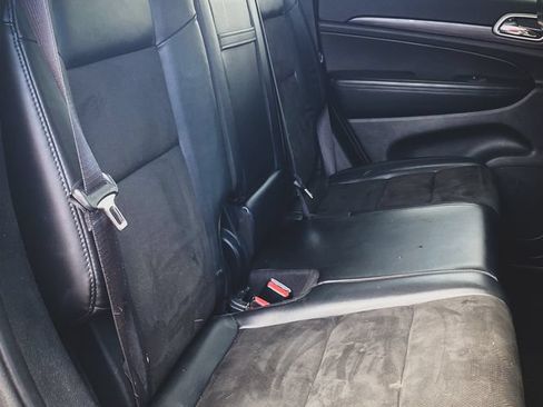 Used 2020 Jeep Grand Cherokee Altitude AWD/4WD image 32