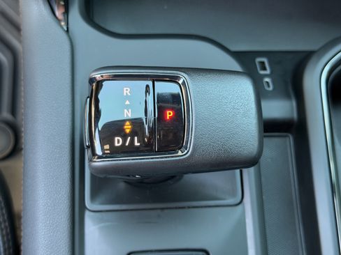 Used 2022 GMC Sierra 1500 AT4 w/ AT4 Preferred Package image 30