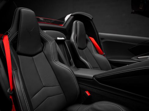 Used 2023 Chevrolet Corvette Stingray Convertible w/ Z51 Performance Package RWD image 66