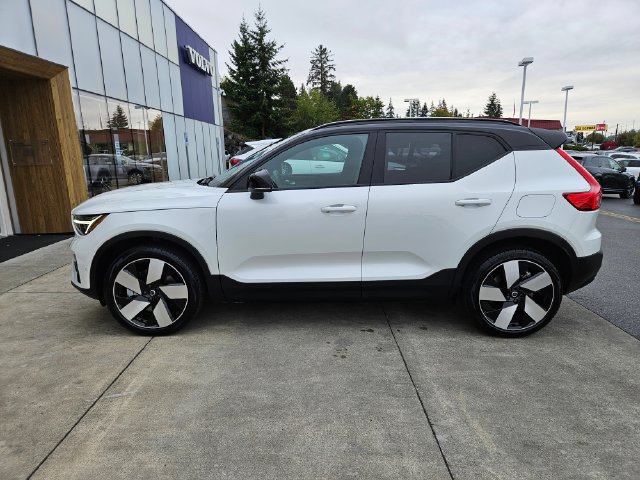Certified 2023 Volvo XC40 Recharge Ultimate w/ Protection Package Premier AWD/4WD image 8