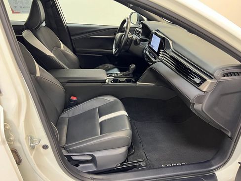 Used 2025 Toyota Camry SE FWD image 32