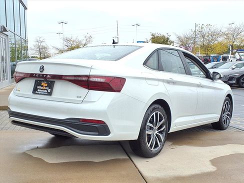 New 2026 Volkswagen Jetta SE image 10