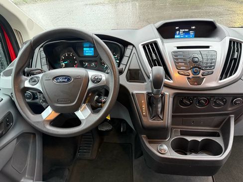 Used 2018 Ford Transit 350 XLT image 16