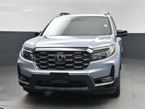 Used 2023 Honda Passport TrailSport image 6