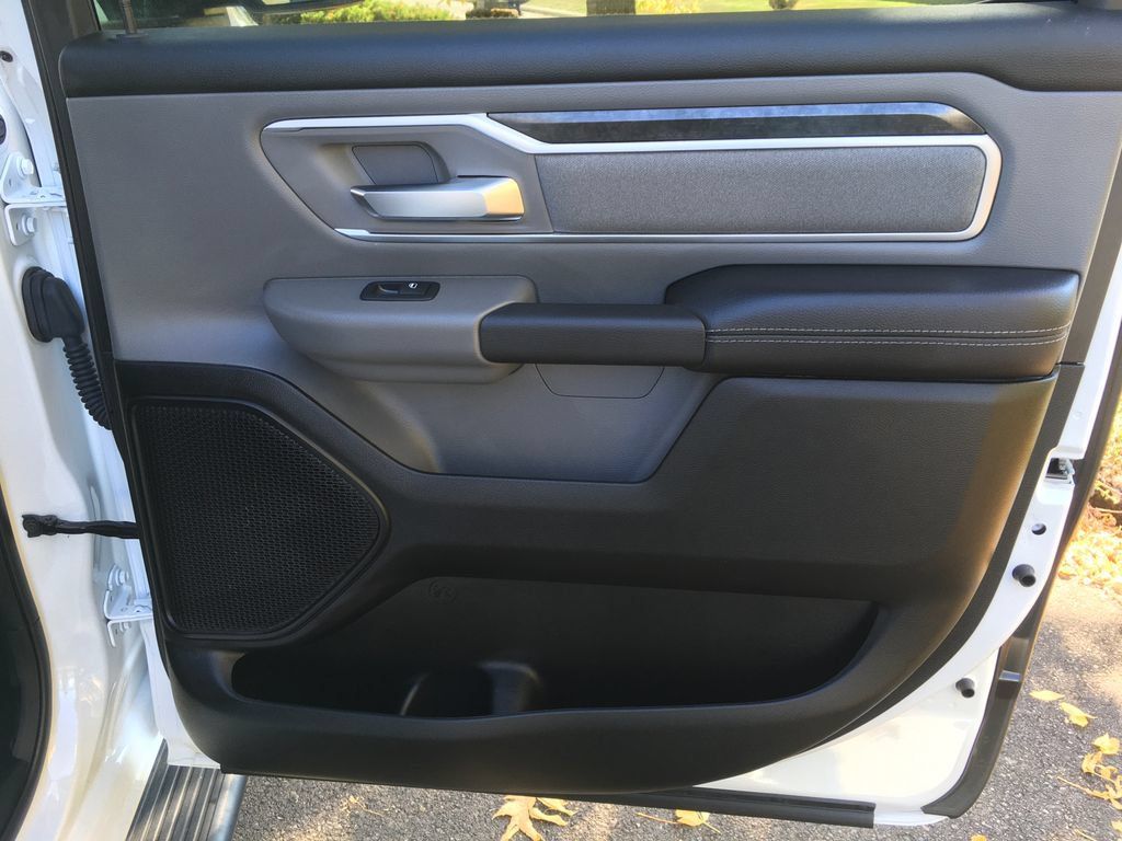 Used 2020 RAM 1500 Big Horn AWD/4WD image 31