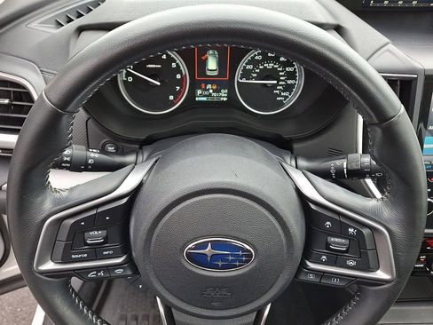 Used 2020 Subaru Forester Limited image 20