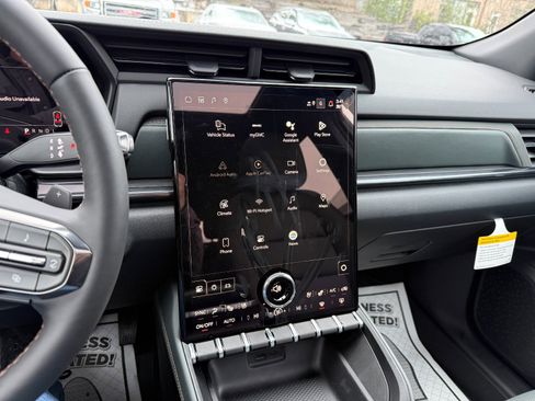 New 2026 GMC Terrain AT4 w/ Convenience Package III image 32