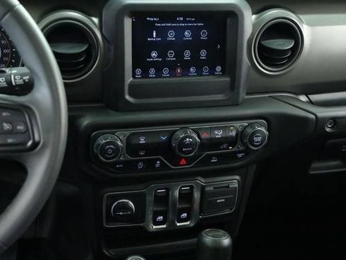 Used 2023 Jeep Wrangler Sport AWD/4WD image 13