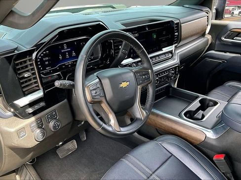 Used 2024 Chevrolet Silverado 3500 High Country w/ Technology Package AWD/4WD image 18