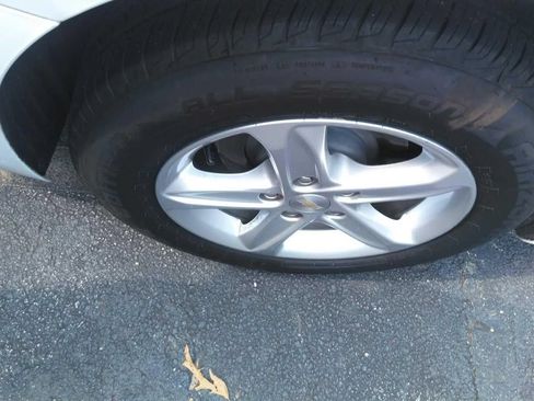 Used 2023 Chevrolet Malibu LS FWD image 18