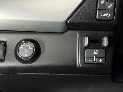 Used 2015 Chevrolet Tahoe LT RWD image 38