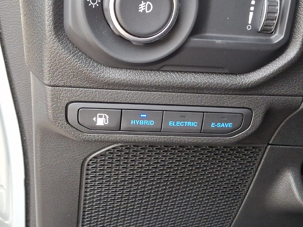 Used 2024 Jeep Wrangler Unlimited AWD/4WD image 28