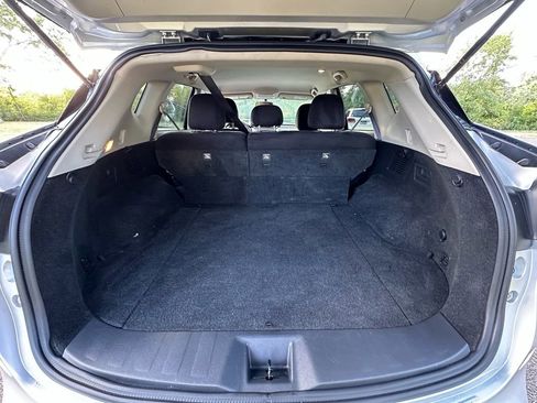 Used 2018 Nissan Murano S image 16