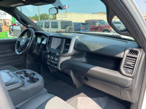 Used 2021 RAM 3500 Tradesman AWD/4WD image 17