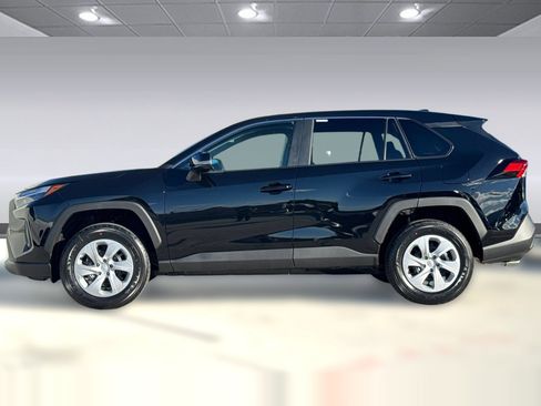 New 2025 Toyota RAV4 LE image 6