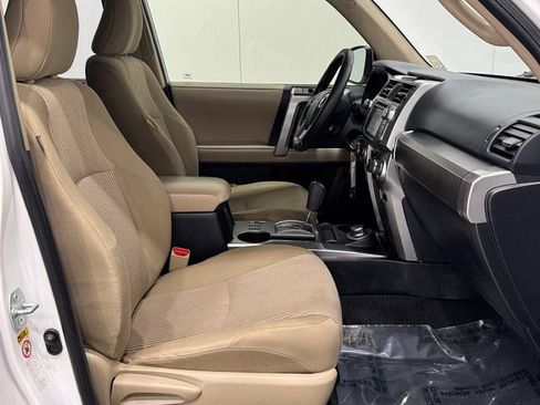 Used 2019 Toyota 4Runner SR5 AWD/4WD image 14