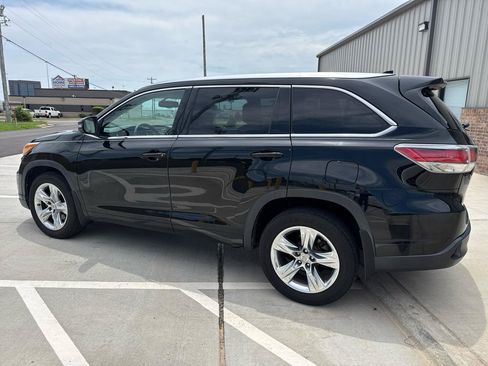 Used 2015 Toyota Highlander Limited AWD/4WD image 15