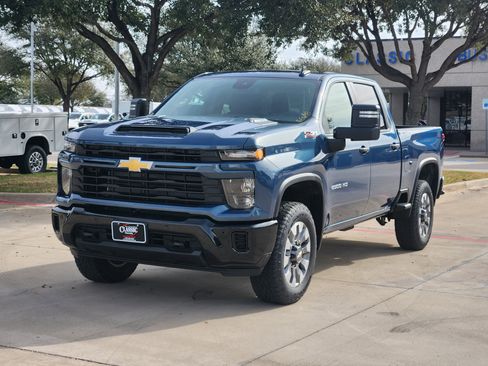 New 2026 Chevrolet Silverado 2500 Custom w/ Custom Value Package image 12