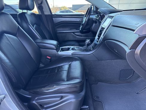 Used 2013 Cadillac SRX Base image 13