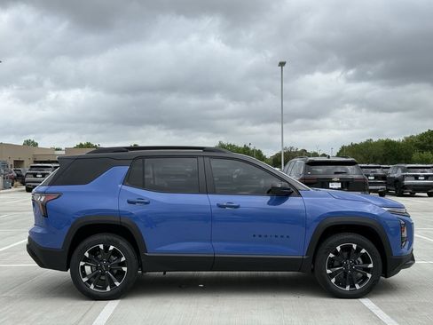 New 2026 Chevrolet Equinox RS image 3