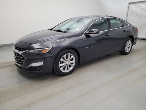 Used 2023 Chevrolet Malibu LT FWD image 2