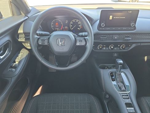Certified 2023 Honda HR-V Sport image 10
