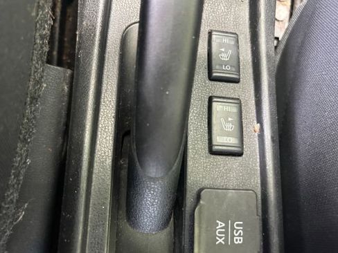 Used 2015 Nissan Versa Note FWD image 24