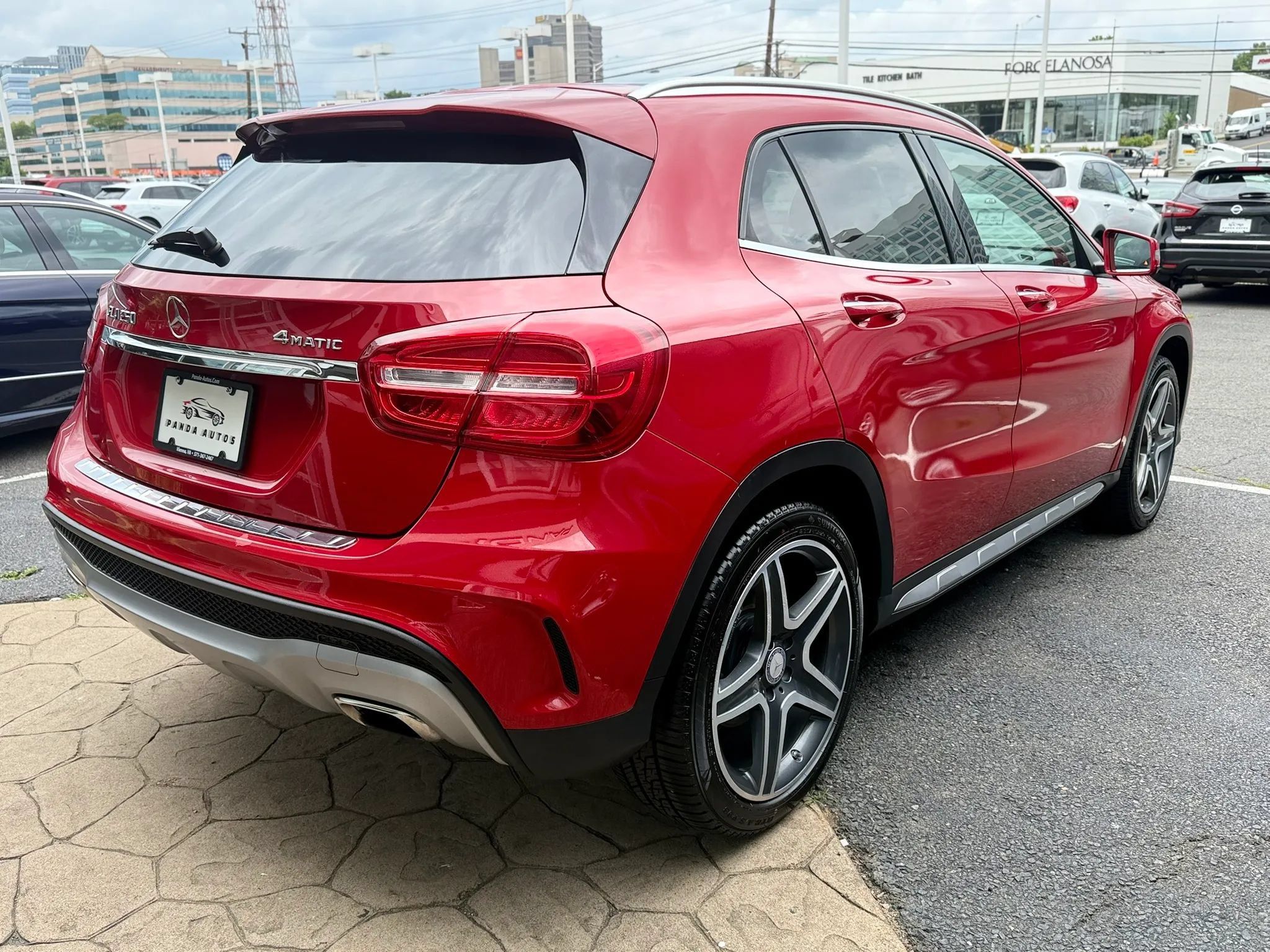 Used 2016 Mercedes-Benz GLA 250 4MATIC image 7