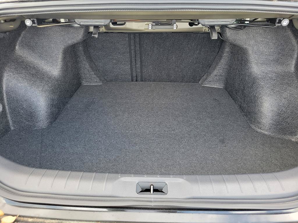 New 2026 Nissan Altima 2.5 SR FWD image 13