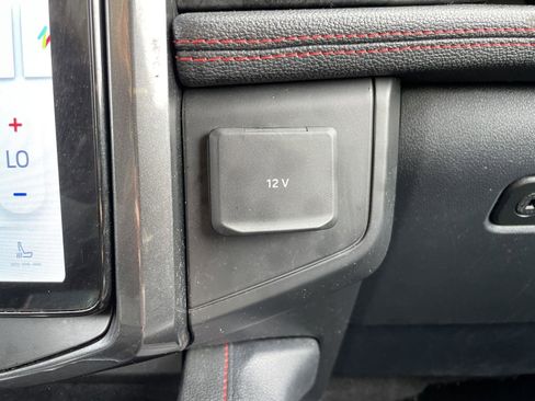 Certified 2022 Ford Expedition Limited image 27