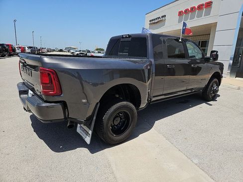 Certified 2025 RAM 3500 Laramie AWD/4WD image 8