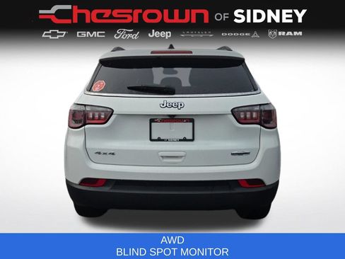 Used 2024 Jeep Compass Latitude AWD/4WD image 6