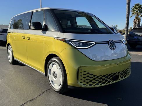 New 2025 Volkswagen ID. Buzz 1st Edition image 2