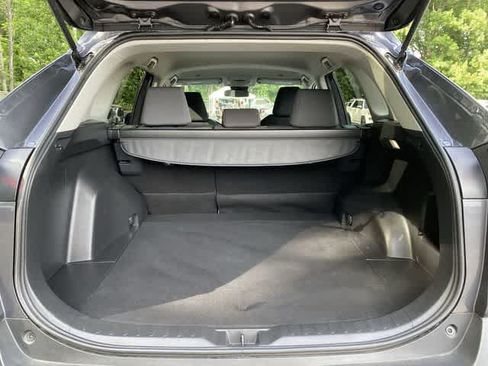 Used 2025 Toyota RAV4 XLE AWD/4WD image 13