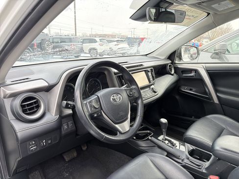 Certified 2018 Toyota RAV4 Limited image 7