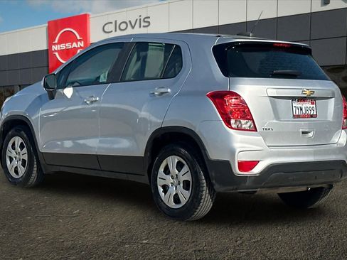 Used 2017 Chevrolet Trax LS FWD image 7
