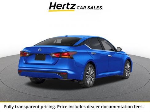 Used 2025 Nissan Altima 2.5 SV FWD image 1