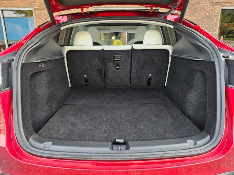 Used 2025 Tesla Model Y Long Range RWD image 69