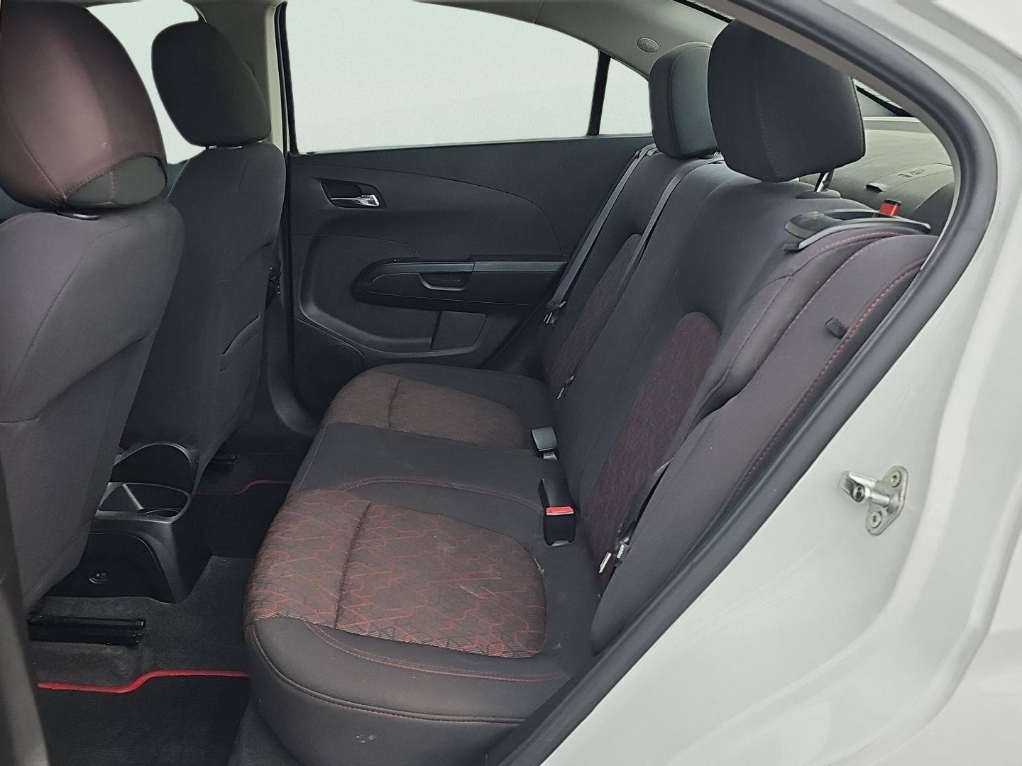 Used 2020 Chevrolet Sonic LT w/ RS Package FWD image 13