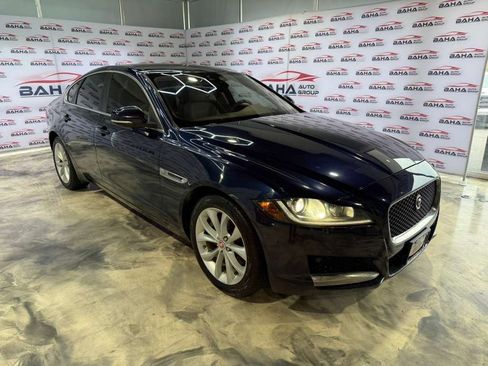 Used 2018 Jaguar XF Premium AWD/4WD image 5