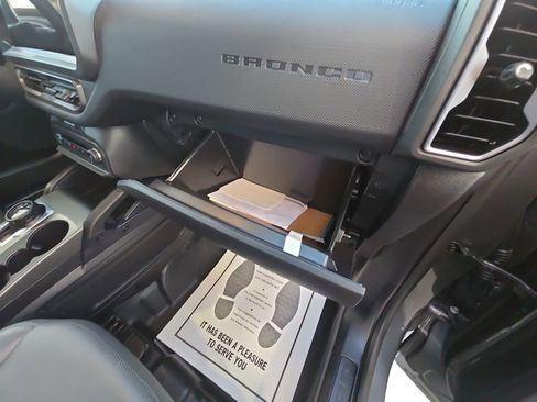 Used 2025 Ford Bronco Sport Badlands image 17