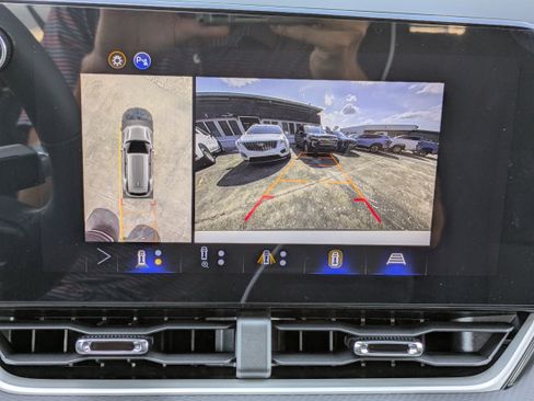 New 2026 Chevrolet Equinox LT w/ Convenience Package II image 12