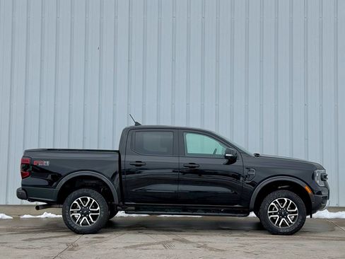 Certified 2024 Ford Ranger Lariat w/ FX4 Off-Road Package image 7