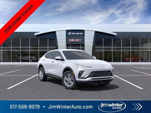 New 2025 Buick Envista Preferred w/ Convenience I Package image 2
