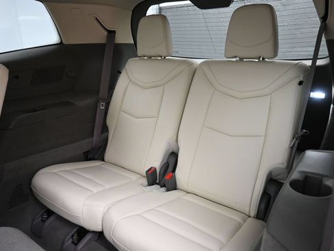 Used 2021 Cadillac XT6 Premium Luxury FWD image 28