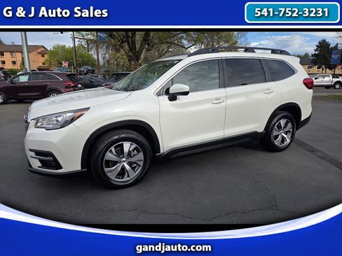 Used 2022 Subaru Ascent Premium w/ Convenience Package AWD/4WD image 1