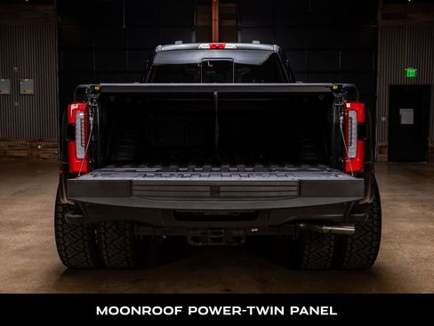 Used 2026 Ford F450 Platinum w/ FX4 Off-Road Package image 8