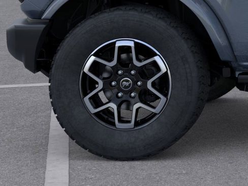 New 2024 Ford Bronco Outer Banks image 21
