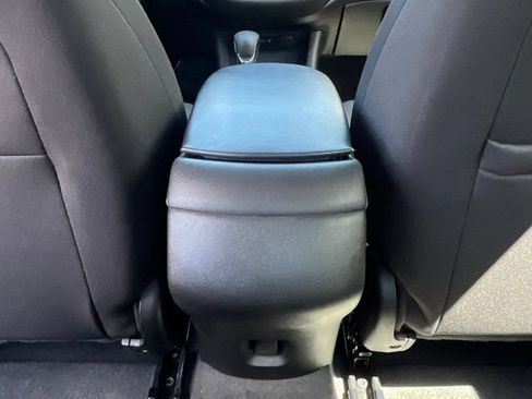 Used 2024 Chevrolet Malibu LS FWD image 23