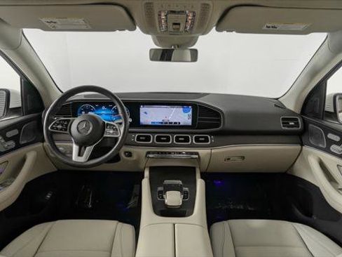 Used 2020 Mercedes-Benz GLE 350 4MATIC w/ Premium Package image 27